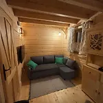Osada Na Skale Z Kominkiem *