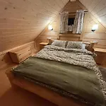 Osada Na Skale Z Kominkiem Holiday home Istebna