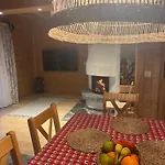 Osada Na Skale Z Kominkiem Ferienhaus