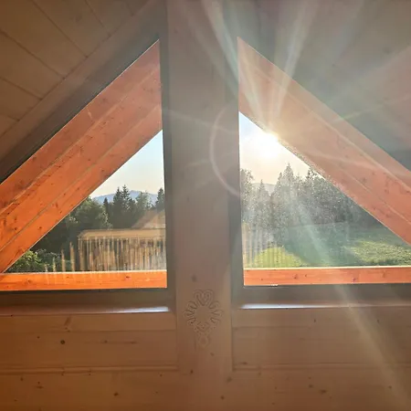 Osada Na Skale Z Kominkiem Hébergement de vacances *