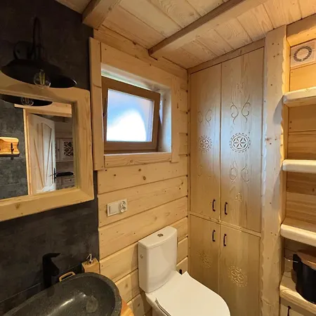 Osada Na Skale Z Kominkiem *