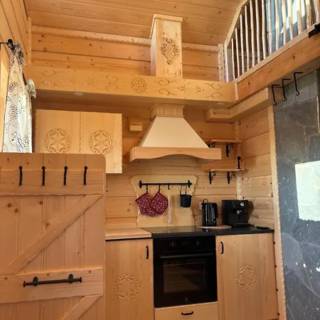 Osada Na Skale Z Kominkiem Tatil Evi