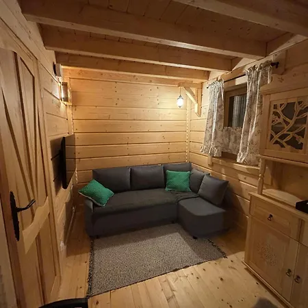 Osada Na Skale Z Kominkiem *