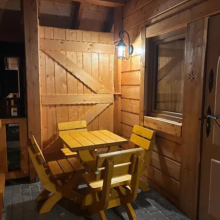 Osada Na Skale Z Kominkiem Hébergement de vacances *