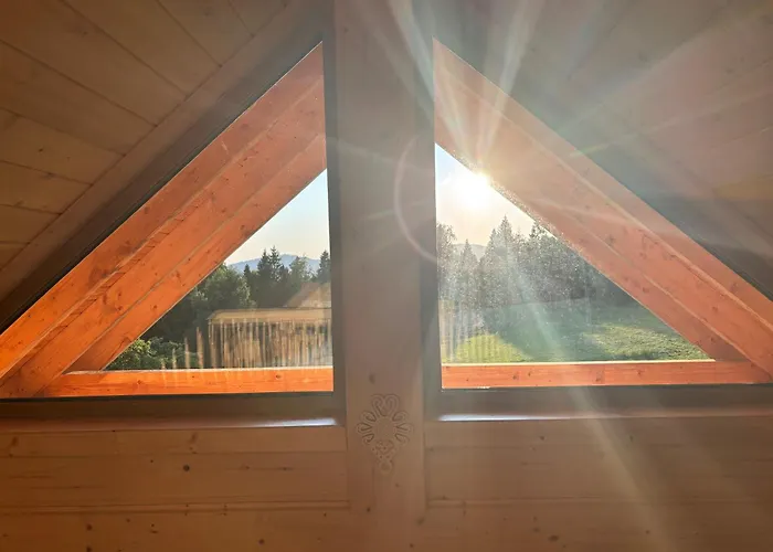 Osada Na Skale Z Kominkiem בית נופש *