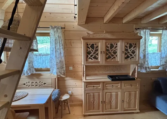 Osada Na Skale Z Kominkiem