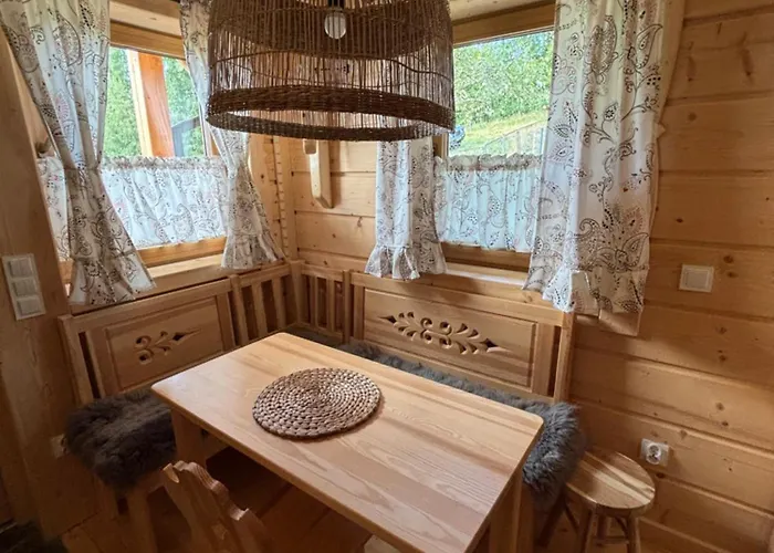 Osada Na Skale Z Kominkiem *