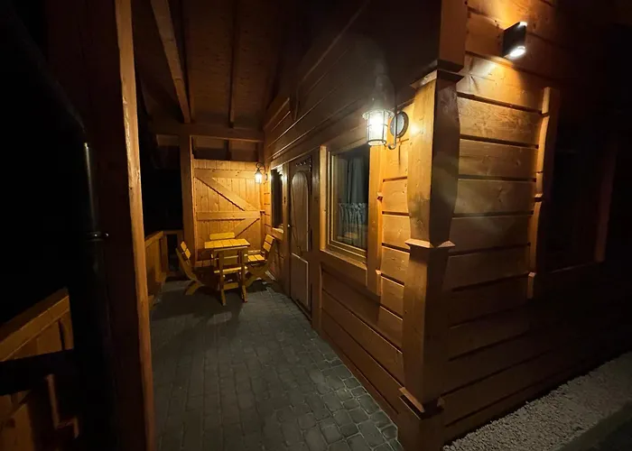 Osada Na Skale Z Kominkiem בית נופש *