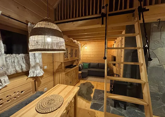 Osada Na Skale Z Kominkiem בית נופש *