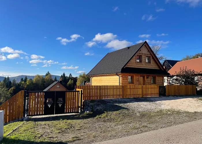 Osada Na Skale Z Kominkiem בית נופש *