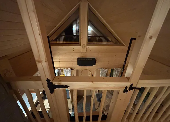 Osada Na Skale Z Kominkiem בית נופש